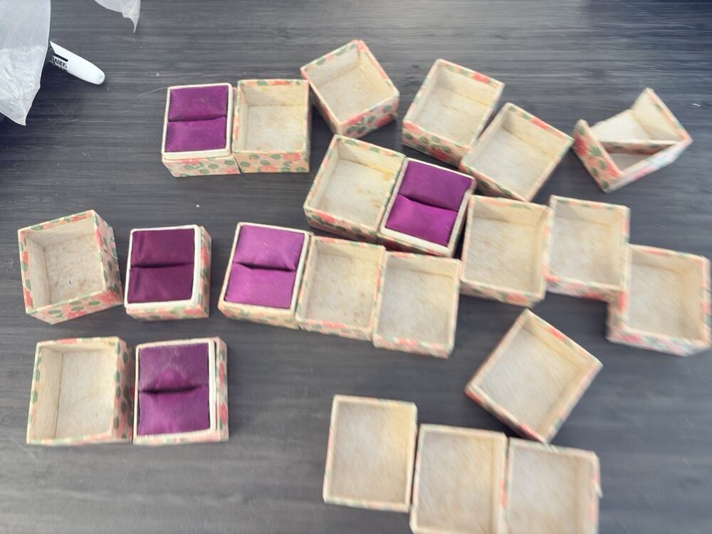 Rare Old Stock Chinese Export Paper Flower & Puple Silk Ring Jewelry Box Lot